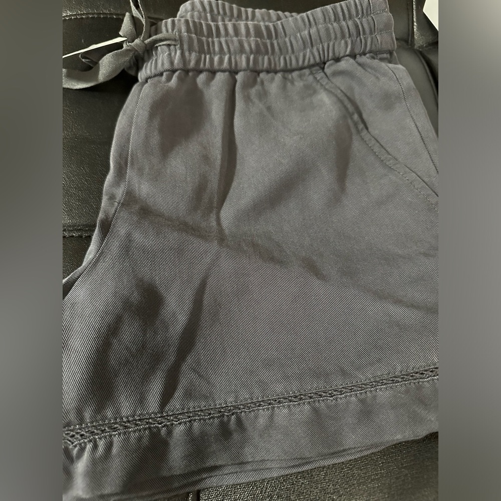 Loft gray shorts. Size S. New with tags. - Picture 3 of 3